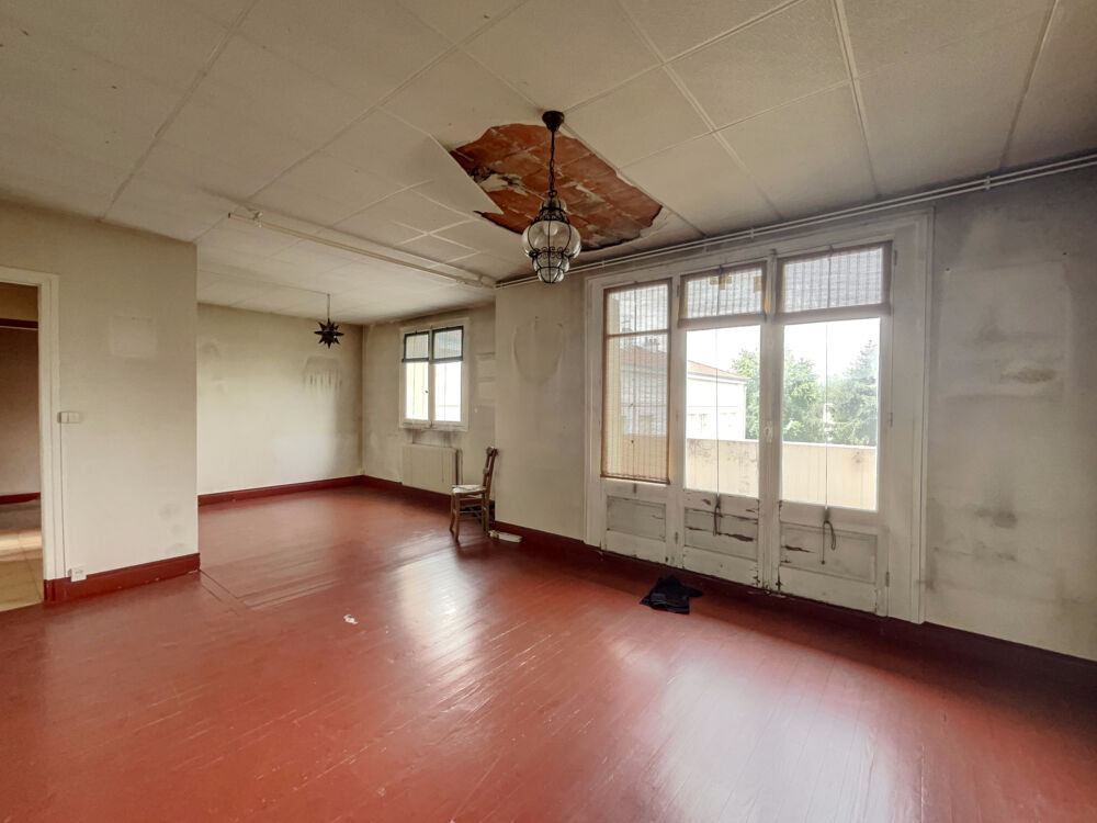 APPARTEMENT 3 PIECES AVEC TRAVAUX 4EME ETAGE SANS ASCENSEUR - TARBES