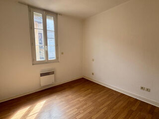  Appartement à louer 2 pièces 28 m²