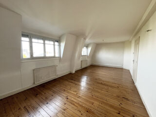  Appartement à louer 3 pièces 91 m²