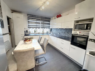  Appartement � vendre 5 pi�ces 97 m�