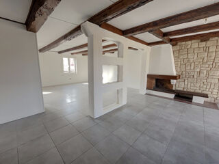  Appartement à louer 5 pièces 138 m²