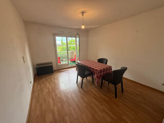  Appartement à louer 3 pièces 63 m²