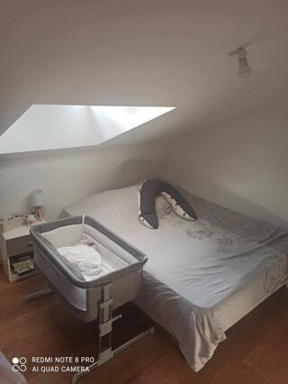  Appartement à louer 4 pièces 82 m²