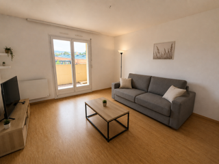  Appartement à louer 4 pièces 79 m²