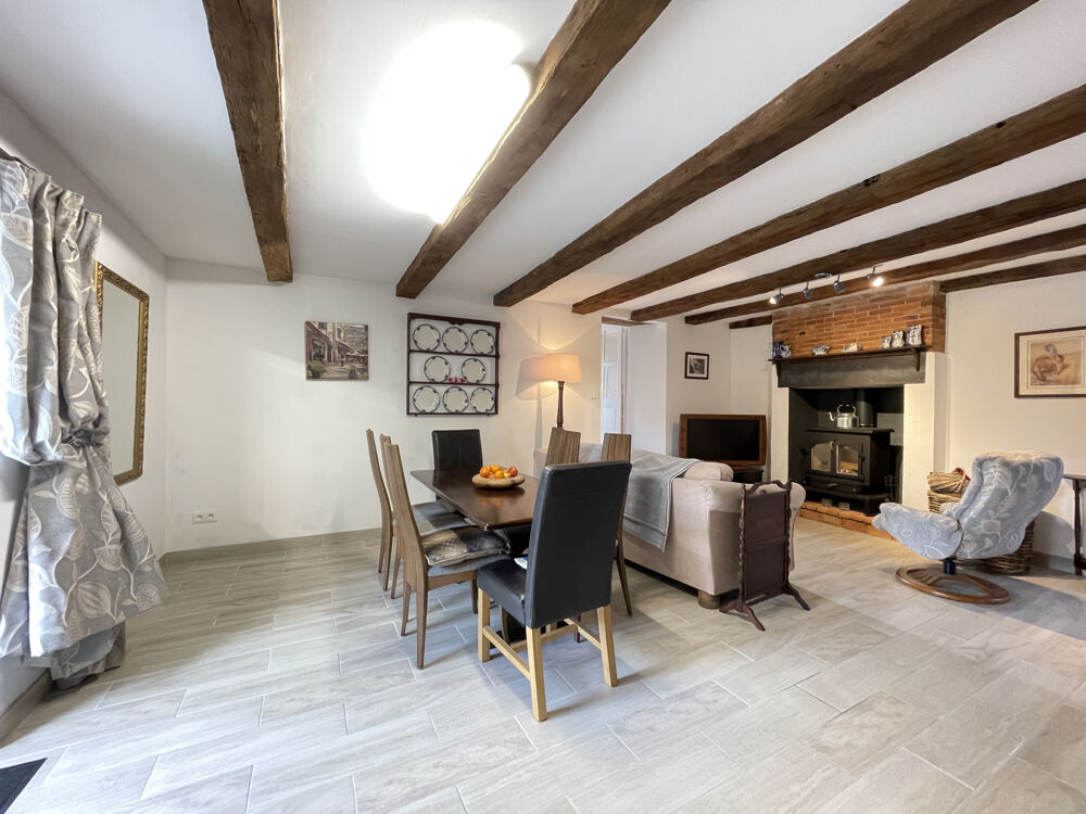 CHARMANT PIED À TERRE RÉNOVÉE ET MEUBLÉE AVEC DÉPENDANCES ET JARDINS