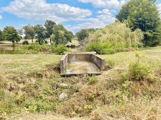  Terrain à vendre 27000 m²
