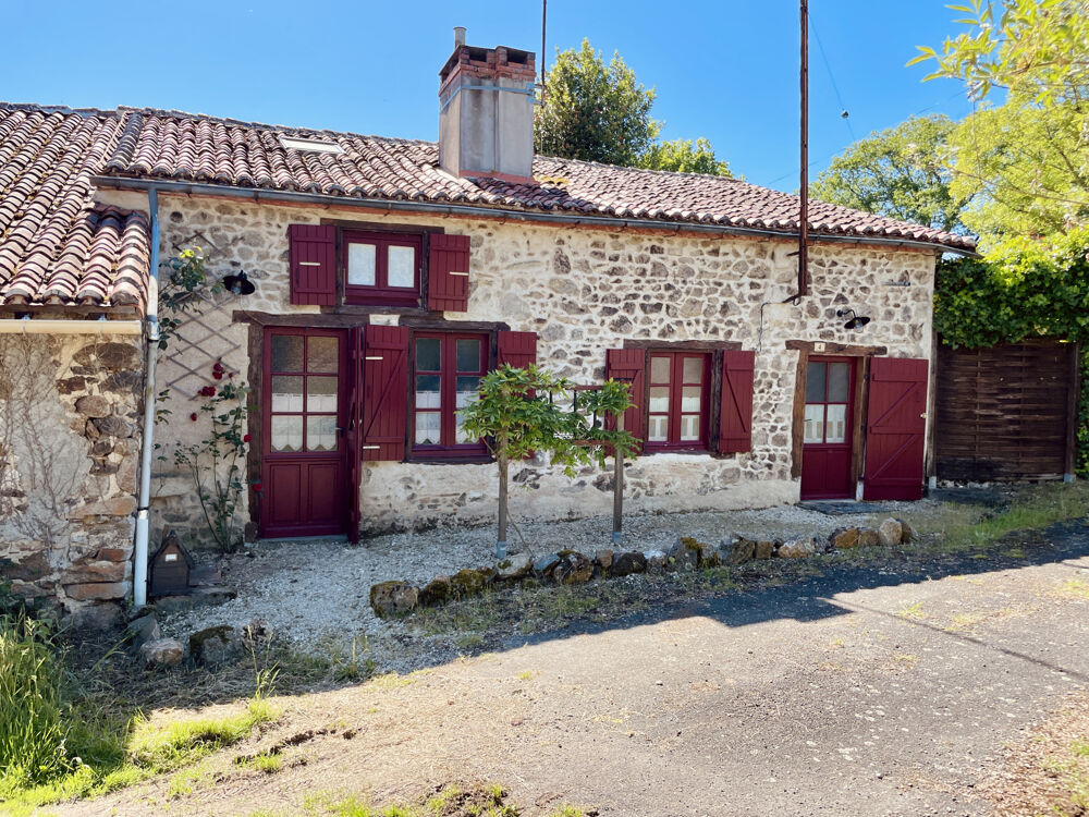Vente Maison A LA CAMPAGNE, CHARMANT PIED À TERRE EN PIERRE, VENDU MEUBLÉ, AVEC JARDIN CLOS Abzac
