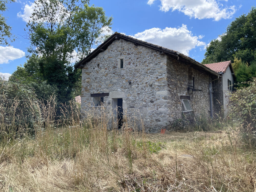 AU COEUR DE LA NATURE, AUTHENTIQUE MAISON DE CAMPAGNE EN PIERRE À RENOVER