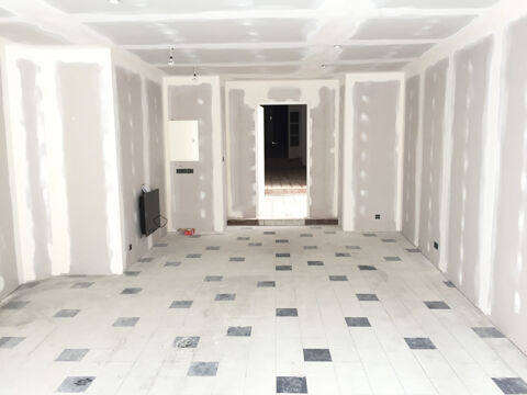   LOCAL COMMERCIAL EN CENTRE VILLE 