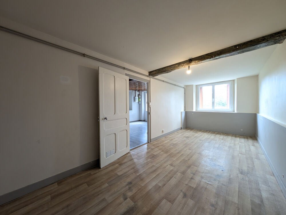Location Maison MAISON DE CAMPAGNE PLAIN PIED, 1 CH, JARDIN Brillac