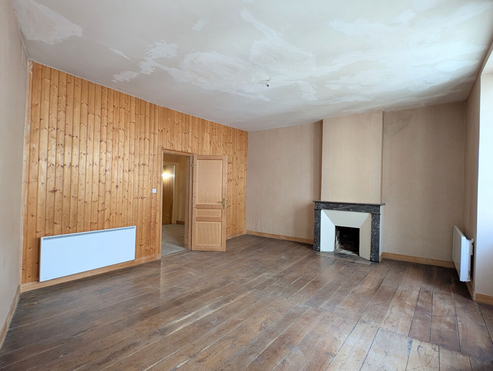 Vente Maison CENTRE VILLE, MAISON À FORT POTENTIEL DE RÉNOVATION Confolens