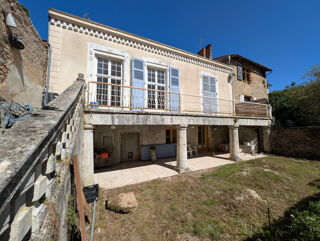  Immeuble à vendre 13 pièces 379 m²