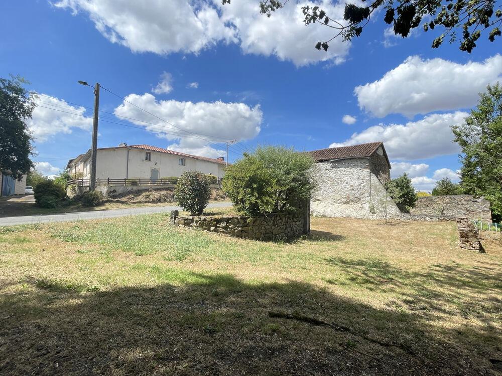 CHARMANT PIED À TERRE RÉNOVÉE ET MEUBLÉE AVEC DÉPENDANCES ET JARDINS