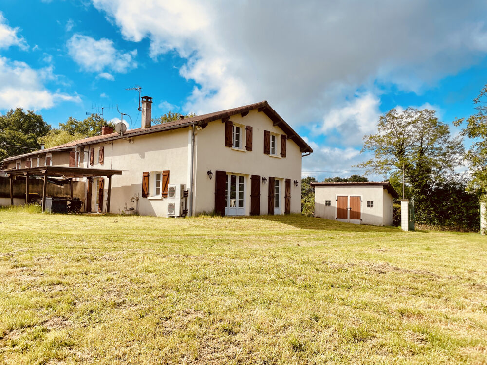Maison 5 pièces 141 m² · à Ambernac · 141 m² · 162 000 €