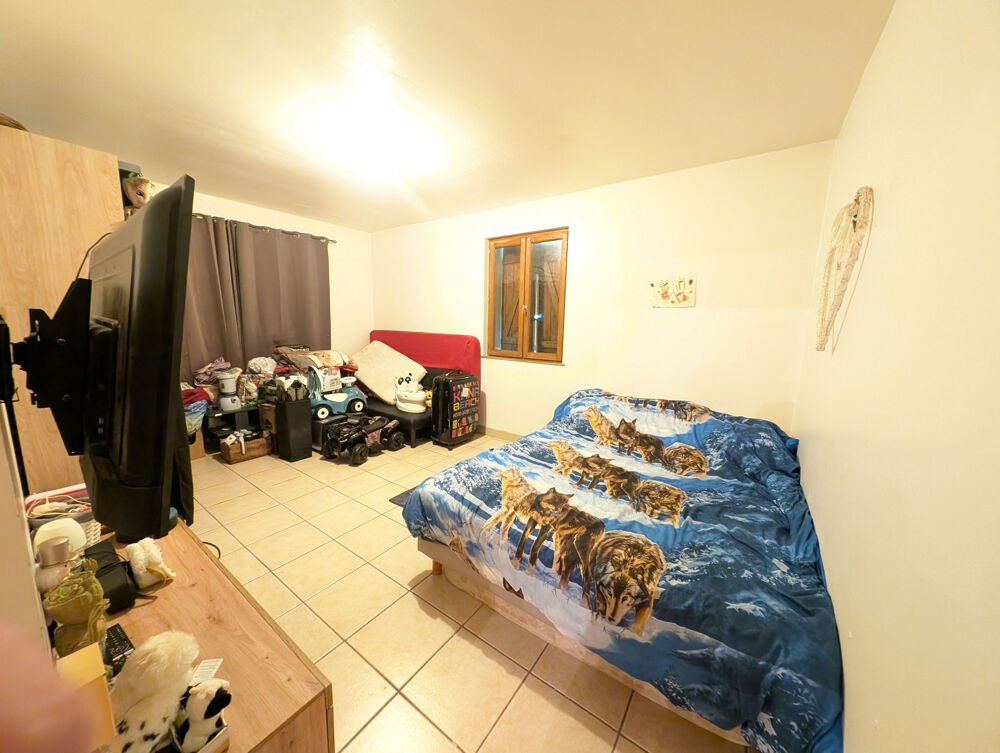 Vente Maison EN CAMPAGNE, PLAIN DE PIED DE 2011, LOUÉ, TERRAIN ET BOIS ATTENANT Val-doire-et-gartempe