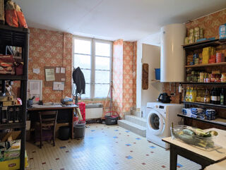 Immeuble à vendre 8 pièces 200 m²