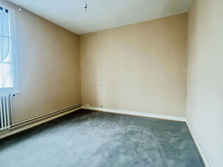  Appartement à louer 3 pièces 63 m²