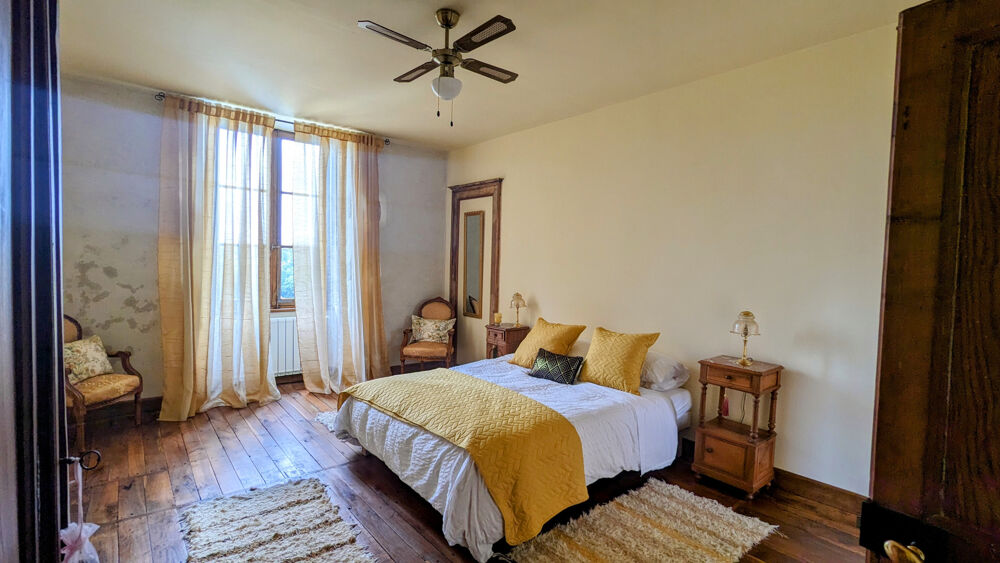  vendre  Proprit/chteau Lesterps (16420)