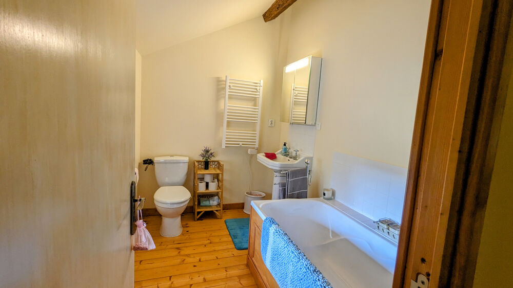  vendre  Proprit/chteau Lesterps (16420)