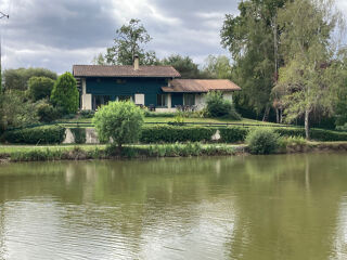  Maison  vendre 8 pices 205 m