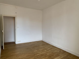  Appartement à louer 2 pièces 36 m²