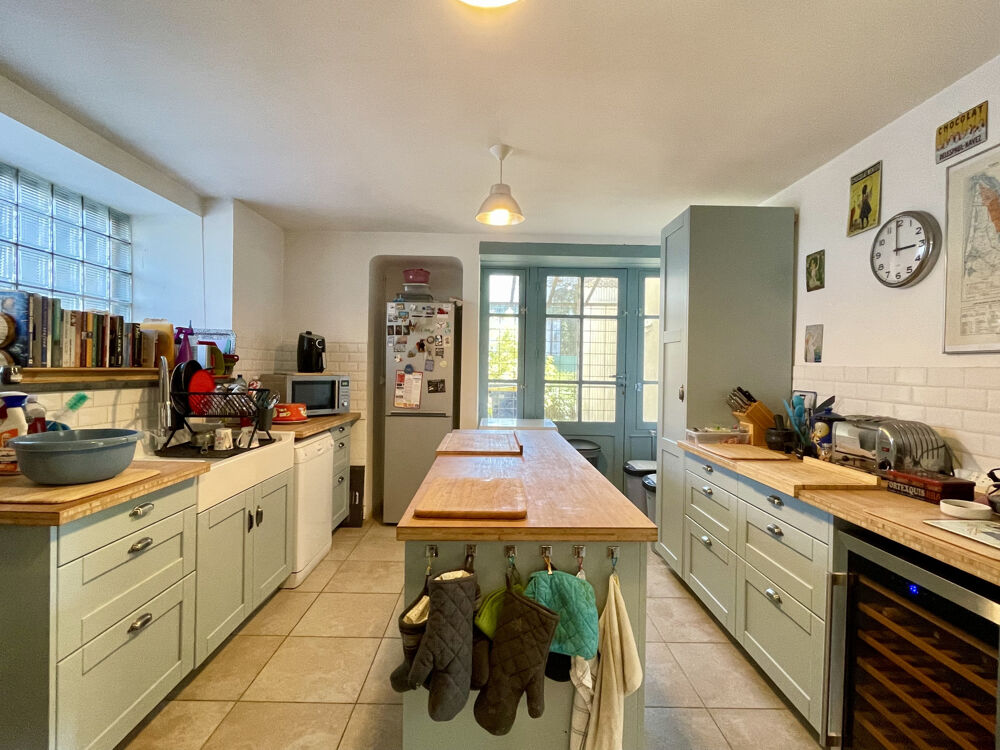 PARFAIT POUR CHAMBRES D'HOTES, PROPRIÉTÉ INDÉPENDANTE DU 14e SIÉCLE AVEC 4 CHAMBRES D'HÔTES, PISCINE ET TERRAIN.