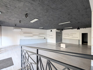  Immeuble à vendre 8 pièces 397 m²