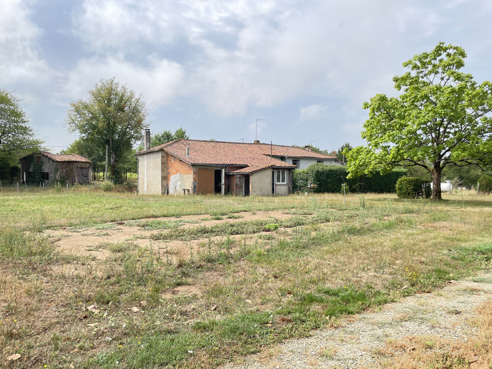 Vente Maison DANS UN HAMEAU, ANCIENNE MAISON DE CAMPAGNE, À RAFRAICHIR, TERRAIN CLOS Alloue