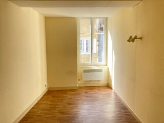  Immeuble à vendre 8 pièces 126 m²