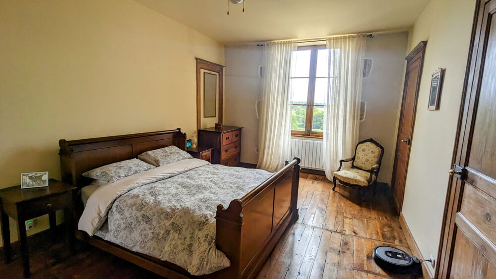  vendre  Proprit/chteau Lesterps (16420)