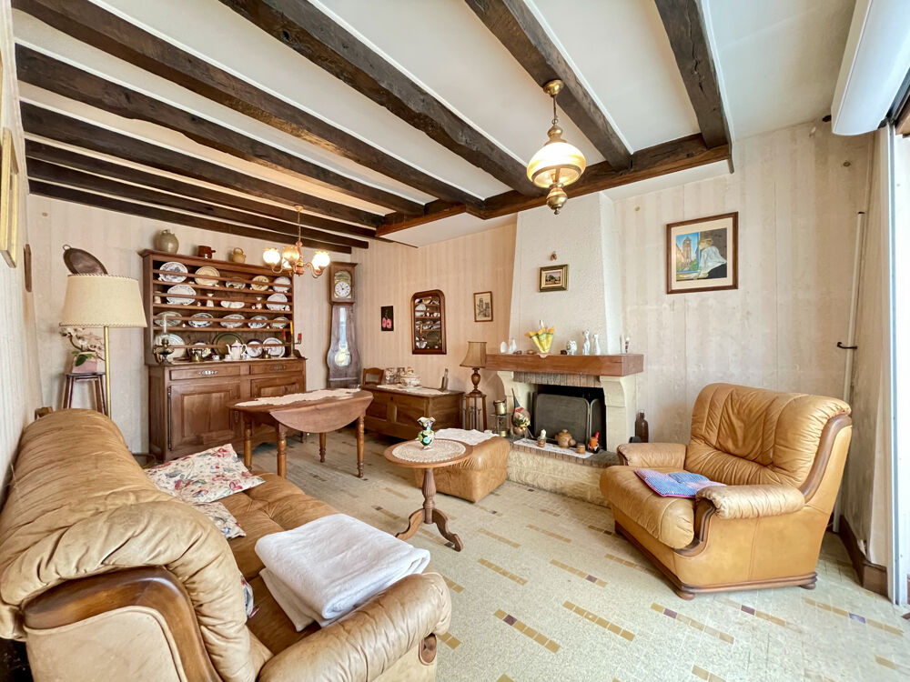 Vente Maison MAISON DE VILLAGE AVEC GRANGE ET JARDIN SÉPARÉS Lesterps
