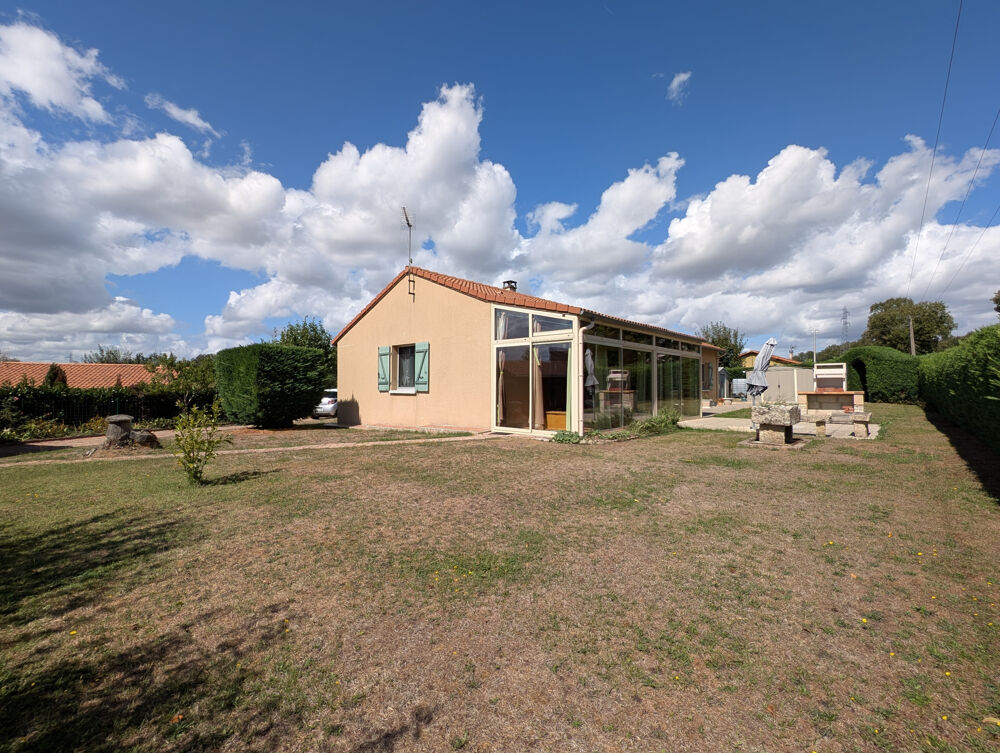 Vente Maison AU CALME D'UN LOTISSEMENT DE CAMPAGNE, CHARMANT PLAIN-PIED DE 1989 AVEC GARAGE ET JARDIN Saulgond