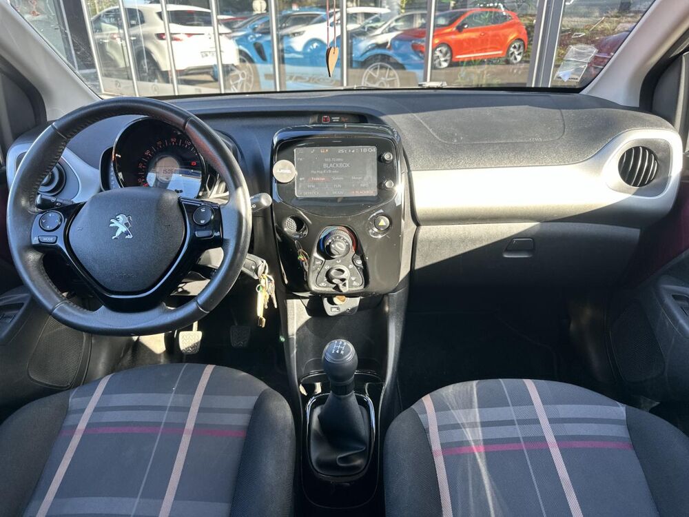 108 1.2i 82 CH Allure CAMERA DE RECUL KIT DISTRIB A JOUR GARANT 2015 occasion 33450 Montussan