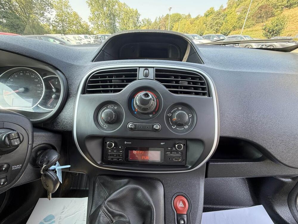 Kangoo Express L2 1.5 Energy dCi FAP - 90 Grand Volume Confort ATTELAGE + 2017 occasion 19100 Brive-la-Gaillarde