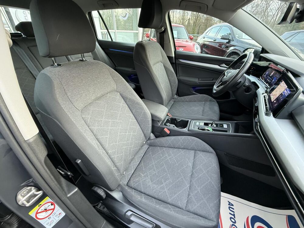 Golf SW 2.0 TDI SCR - 116 Bva Life Business - CARPLAY + CAMERA AR 2022 occasion 19100 Brive-la-Gaillarde