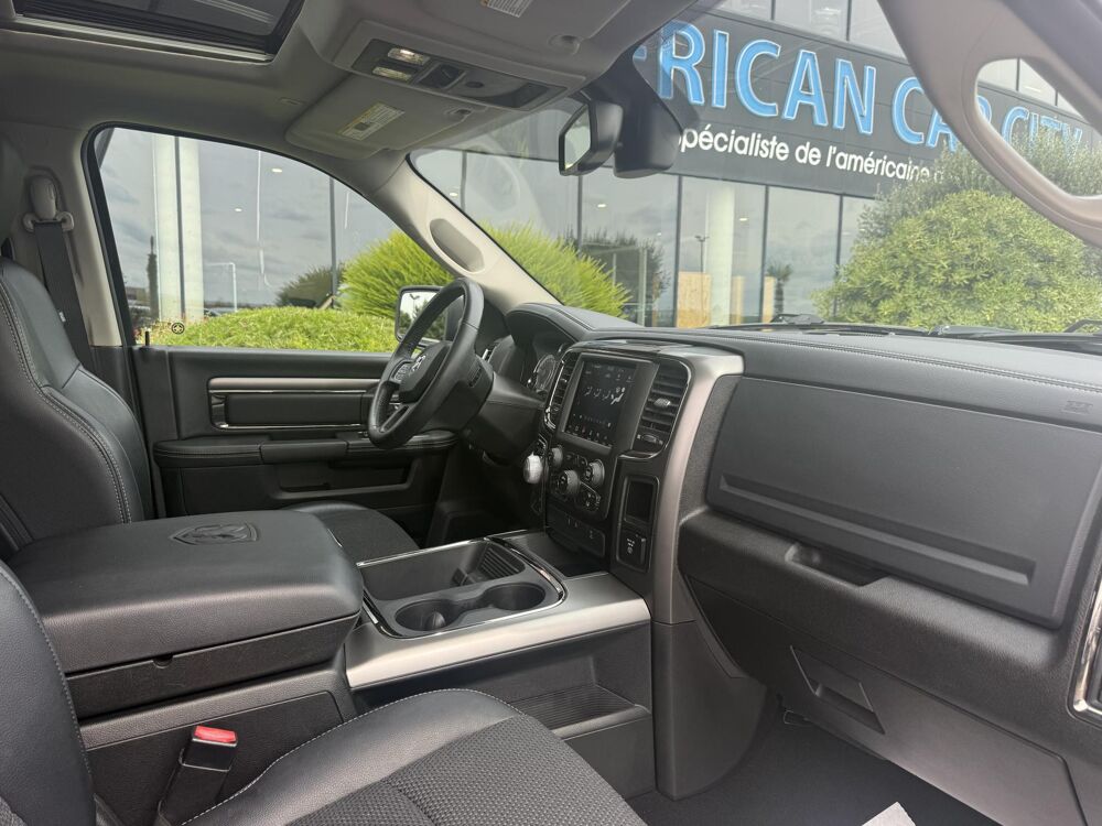 RAM 1500 CREW SPORT CLASSIC 2019 occasion 91830 Le Coudray-Montceaux