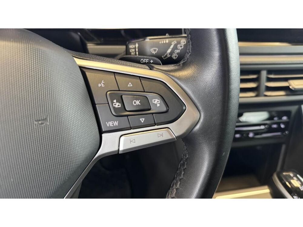 Polo VI 1.0 TSI 110 - BV DSG 7 - R-Line - CAR PLAY - ENTRETIEN VO 2023 occasion 60740 Saint-Maximin