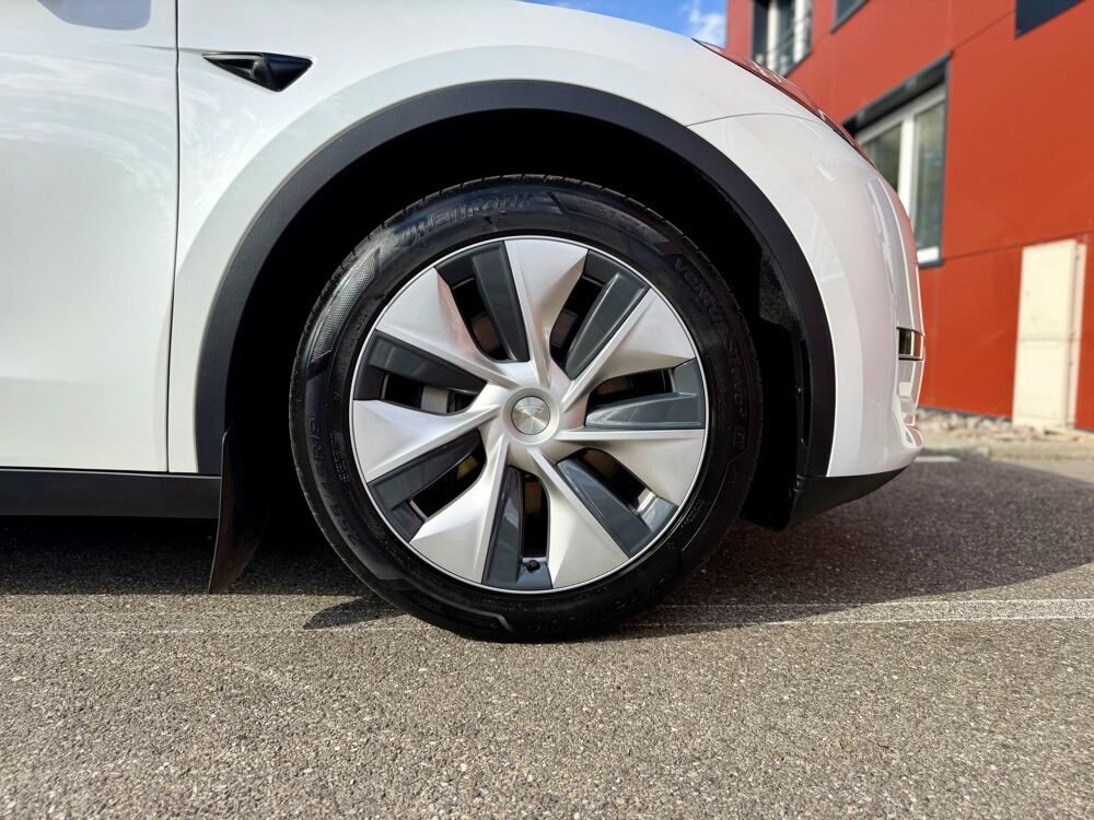 Model Y Grand Autonomie Dual Motor 4x4 1er Main AWD Attelage Autopil 2023 occasion 67440 Marmoutier