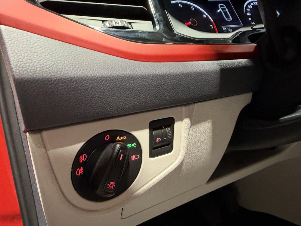 Polo 1.0 TSI FIRST EDITION - 95 - CAM - BEATS AUDIO - ACC 2017 occasion 25300 Pontarlier