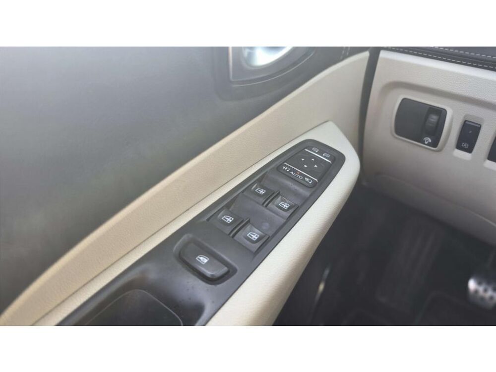 Captur 1.5 dCi 110 Initiale Paris - CAM - CUIR - AUDIO BOSE 2018 occasion 13760 Saint-Cannat