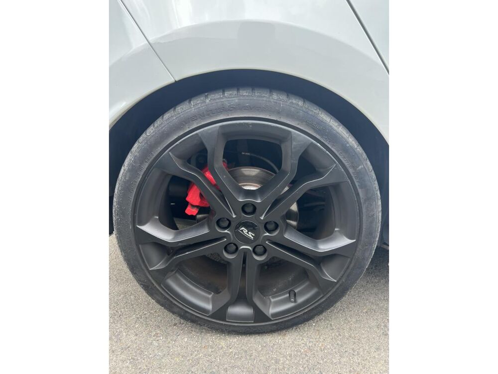 Clio IV R.S. Trophy 1.6 - 220 EDC6 2015 occasion 49070 Beaucouz&eacute;