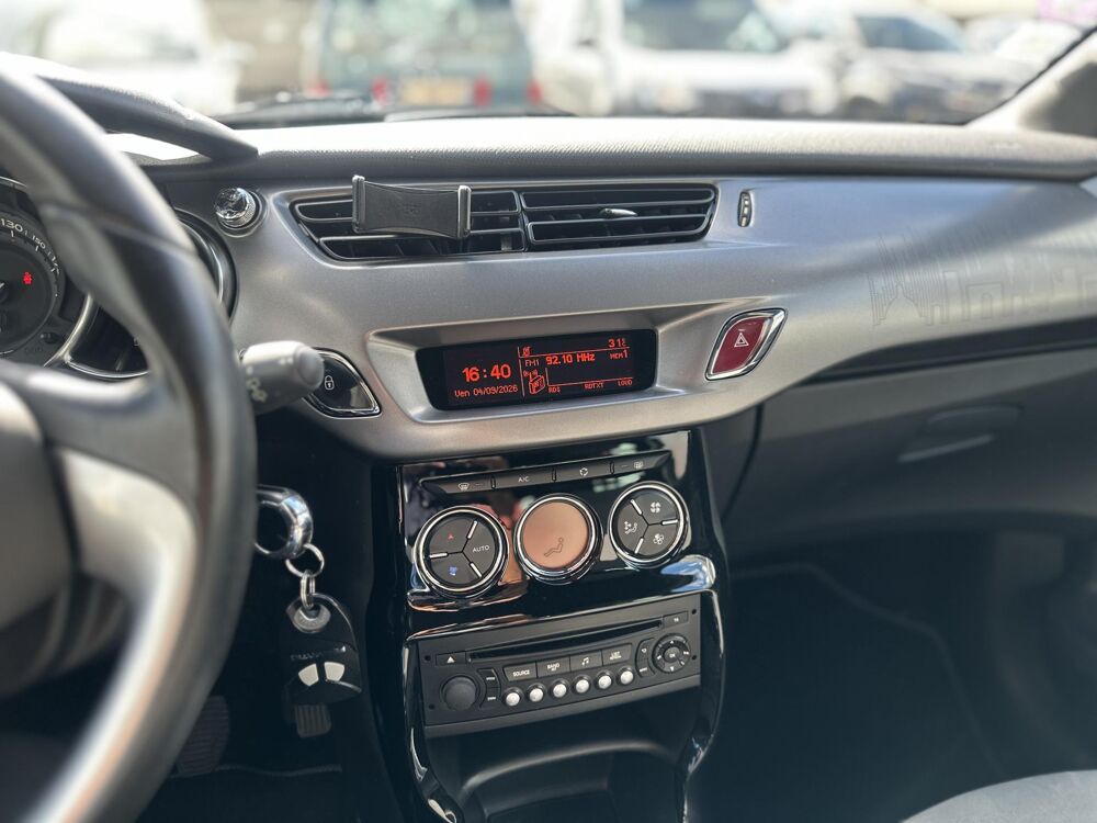 DS3 1.6 VTi 16V - 120 BERLINE So Chic PHASE 2 2014 occasion 94360 Bry-sur-Marne