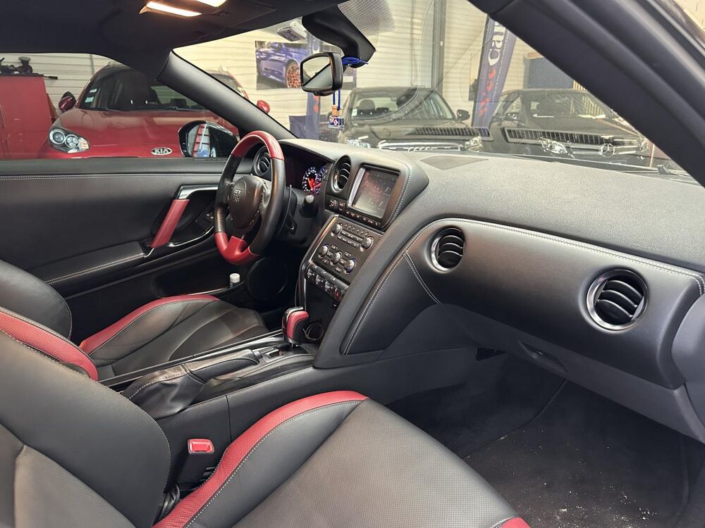 GT-R 3.8 550 BLACK EDITION 4WD BVA 2015 occasion 33370 Artigues-pr&egrave;s-Bordeaux