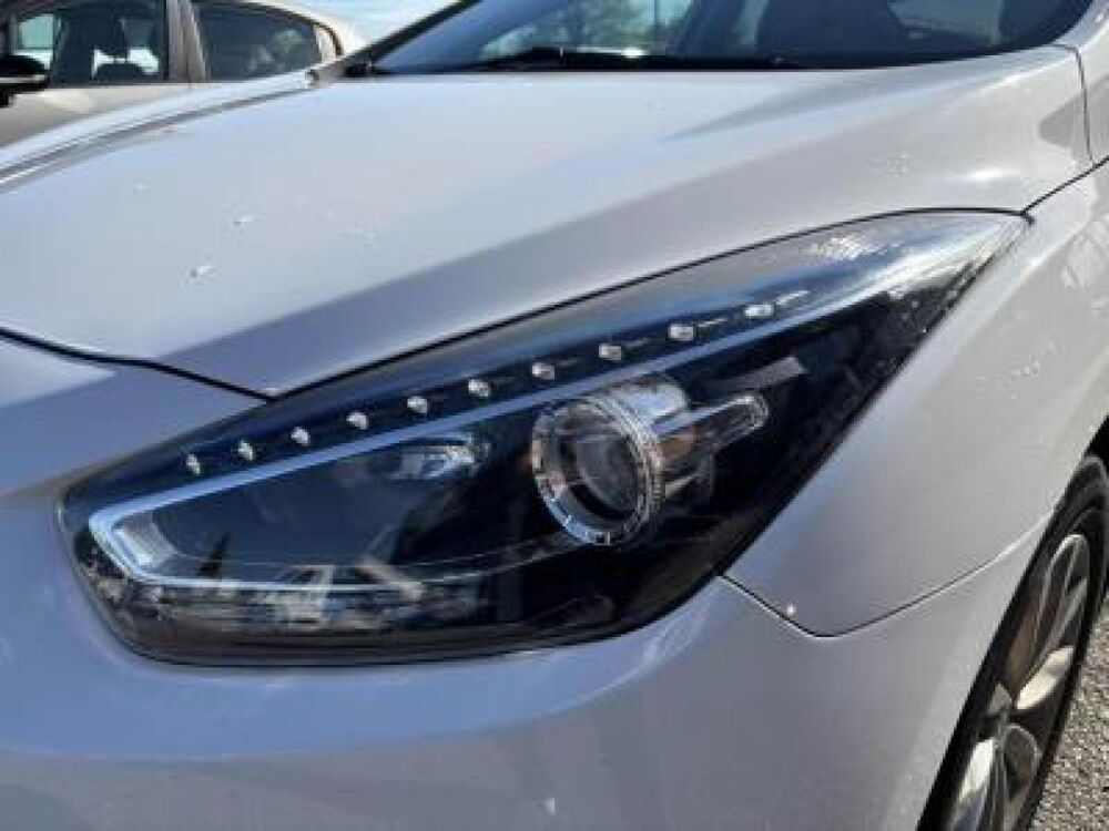 i40 1.7 CRDI - 115 Blue Drive Business 2015 occasion 47200 Saint-Pardoux-du-Breuil