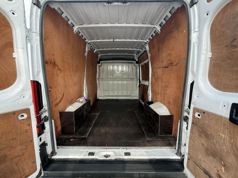 Ducato T&ocirc;l&eacute; Pro Lounge 3.3 M H2 2.3 Multijet - 160ch - BVA FOURGON 2021 occasion 19100 Brive-la-Gaillarde