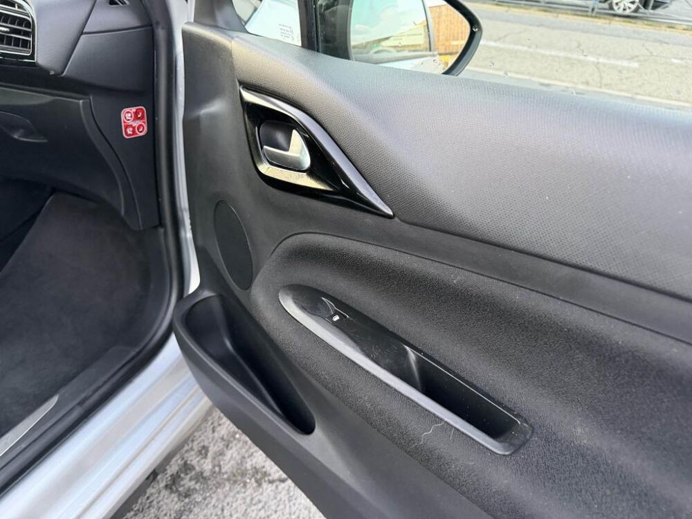 DS3 1.6 e-HDi FAP - 90 So Chic + clim 2013 occasion 19100 Brive-la-Gaillarde