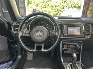 COCCINELLE II CABRIOLET 1.2 TSI 105 ORIGIN DSG BVA 2017 occasion 33370 Artigues-pr&egrave;s-Bordeaux