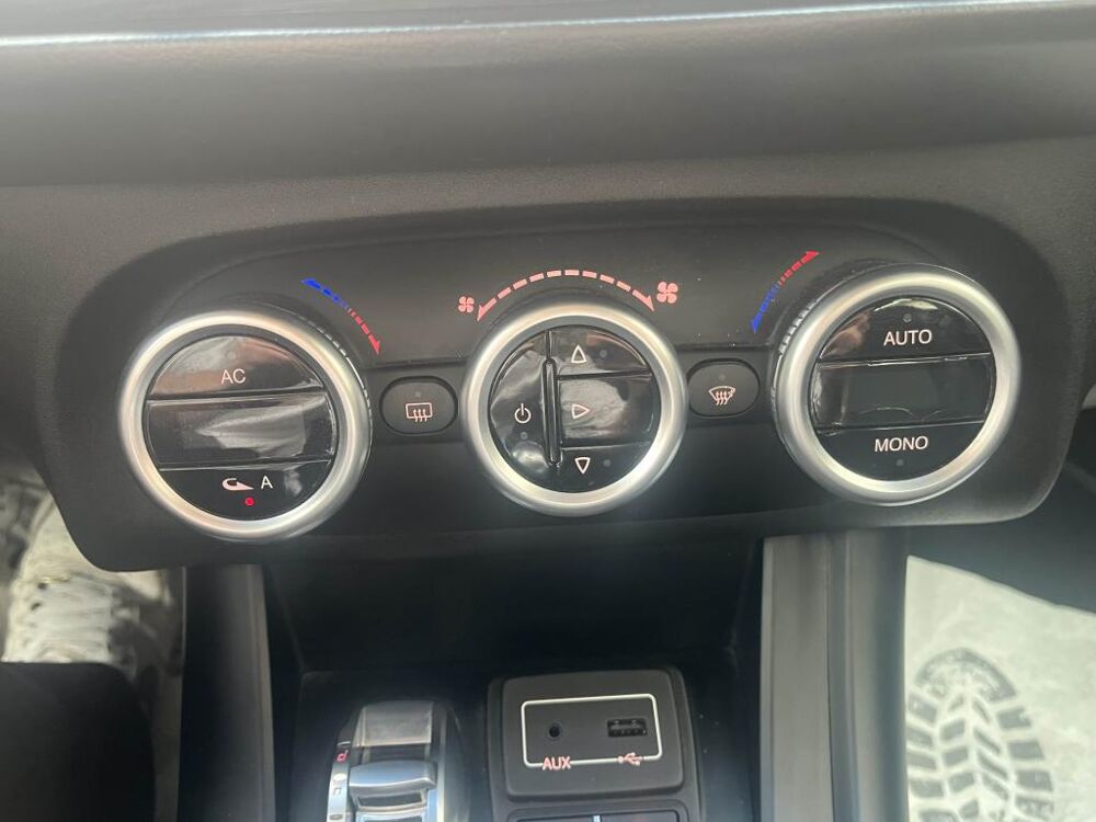 Giulietta 1.4 TB MultiAir - 150 ch - kit de distribution et accessoir 2018 occasion 78760 Jouars-Pontchartrain
