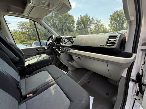 Crafter 35 L3H3 2.0 TDI - 140 FOURGON Business TVA RECUPERABLE + CAR 2023 occasion 19100 Brive-la-Gaillarde