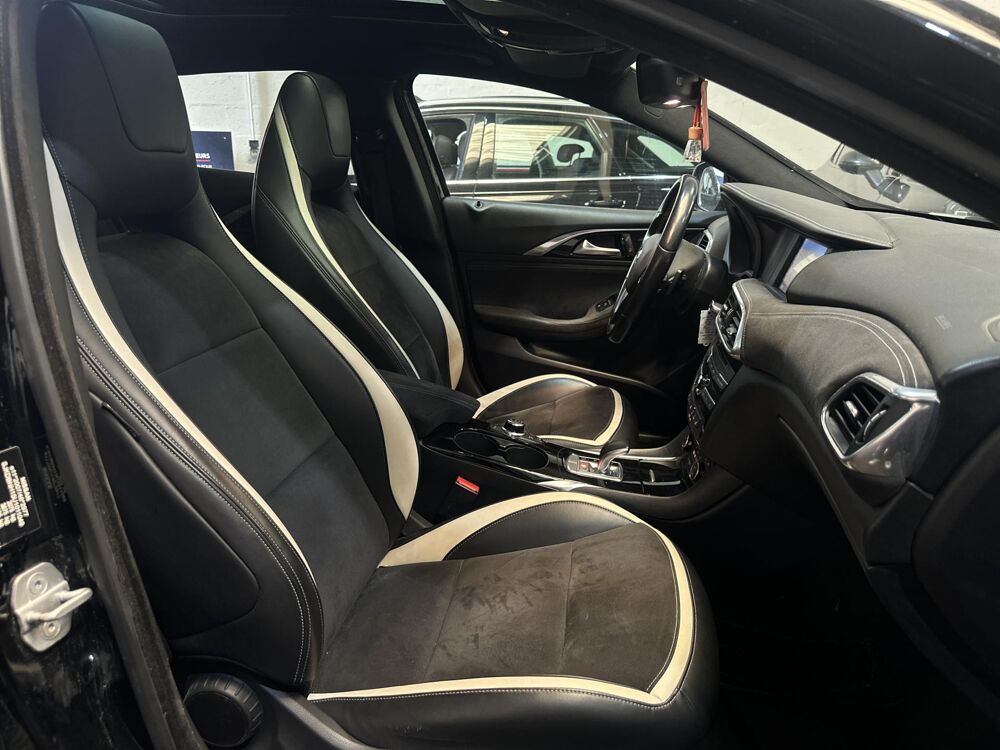 Q30 2.2d - BV DCT AWD BERLINE Sport Garantie 12 mois 2016 occasion 94360 Bry-sur-Marne